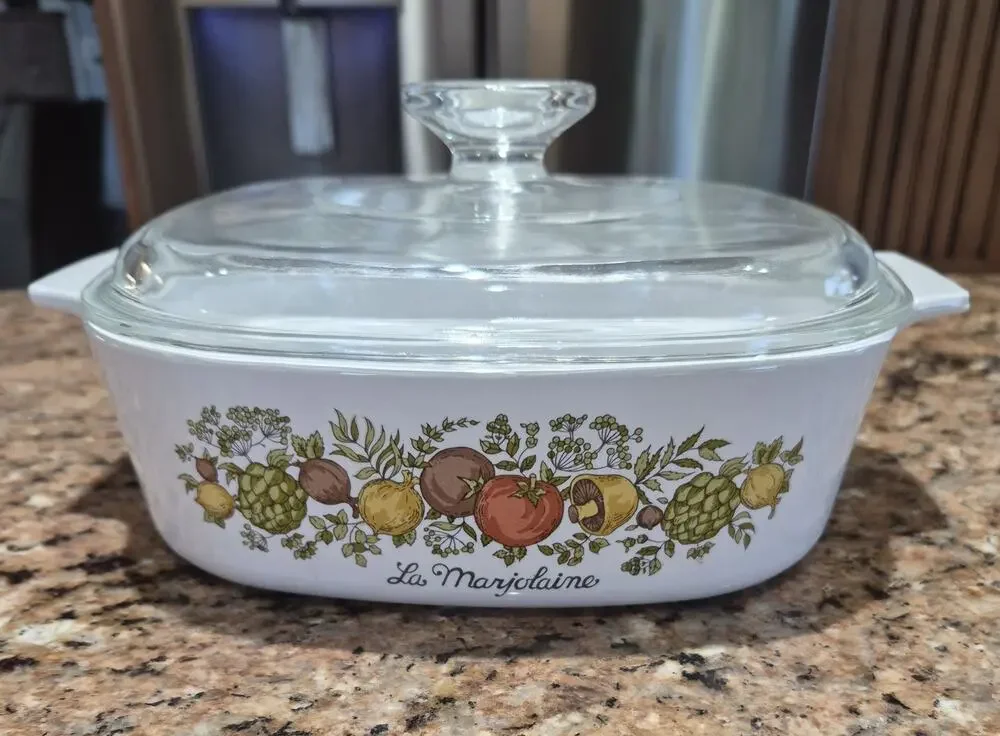 Vintage Corning Ware 2QT Casserole Dish Spice of Life L'Echalote A-2-B w/Lid USA